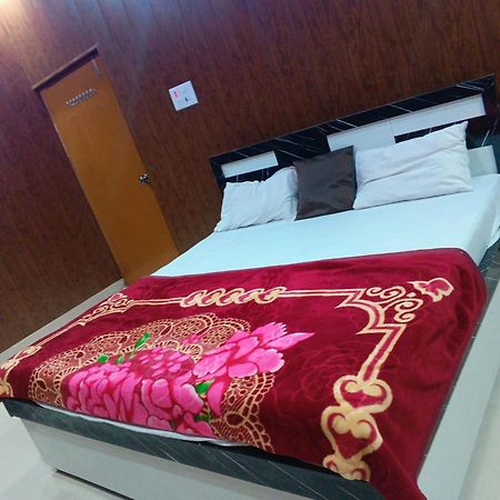 La Ayodhya Residency Hotel Exterior foto