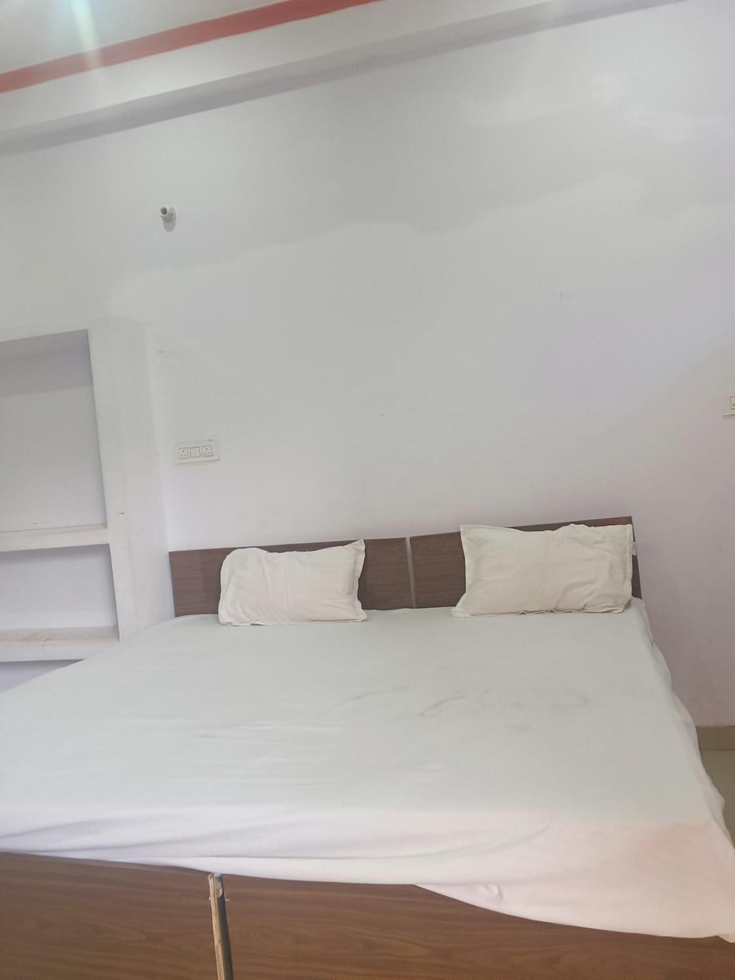 La Ayodhya Residency Hotel Exterior foto