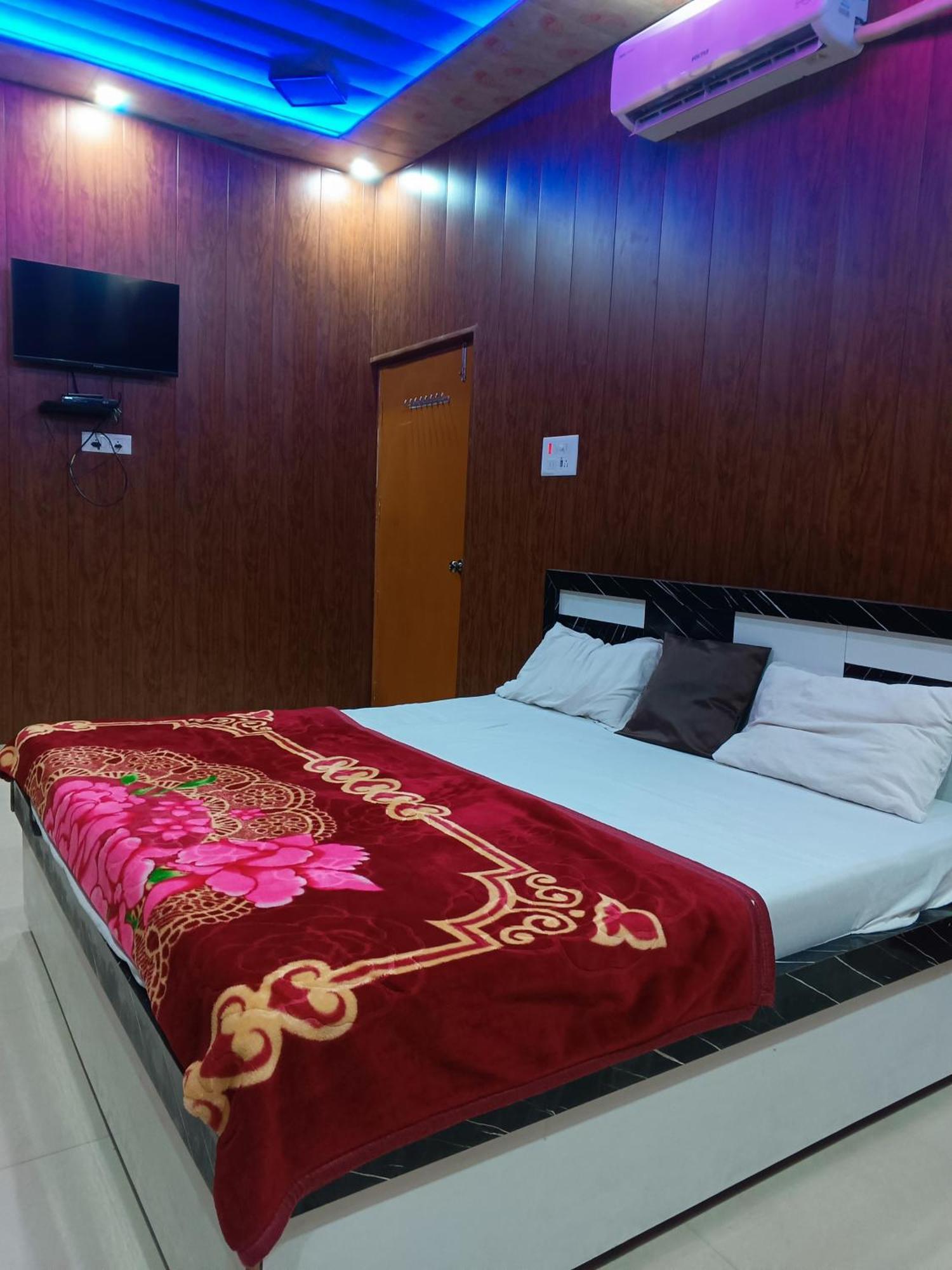 La Ayodhya Residency Hotel Exterior foto